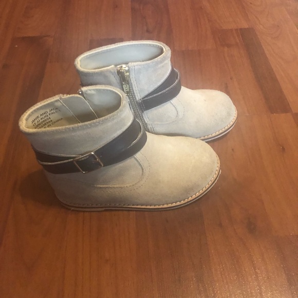 JANIE AND JACK SUEDE BOOTIE - Picture 3 of 8